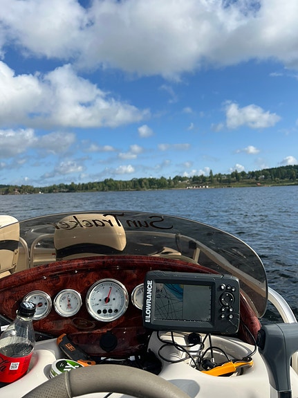 Pontonbåt Sun Tracker Fichin Barge 21 8 of 10
