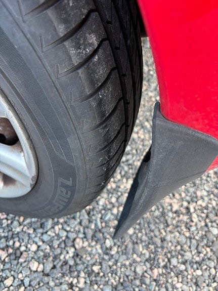 Toyota Yaris 11 of 14