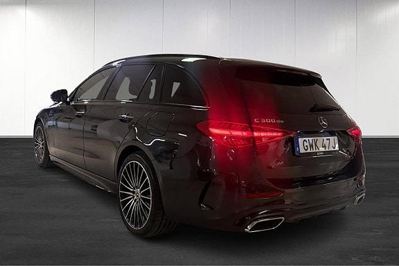 Mercedes-Benz C300 de 3 of 25