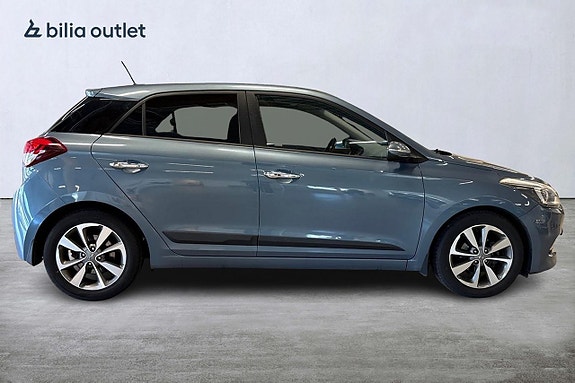 Hyundai i20 7 of 23