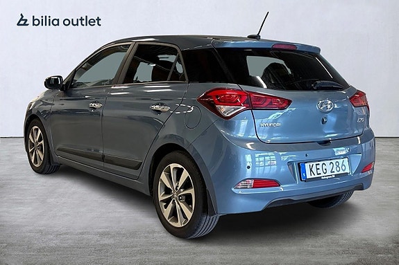 Hyundai i20 3 of 23