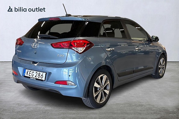 Hyundai i20 2 of 23