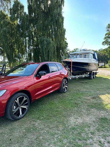 Uttern C68 exklusive med ny trailer 5 of 8