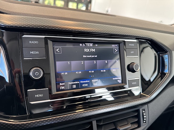 Volkswagen T-Cross 11 of 15