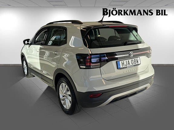 Volkswagen T-Cross 6 of 15