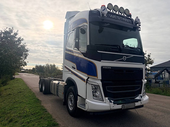 Volvo FH 64 2 of 12