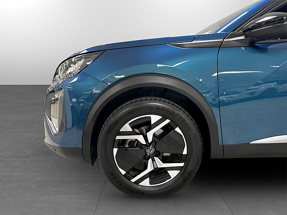 Peugeot 2008 15 of 16