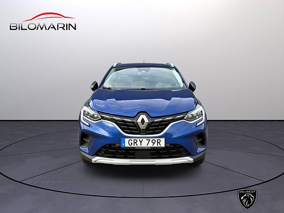 Renault Captur 3 of 5