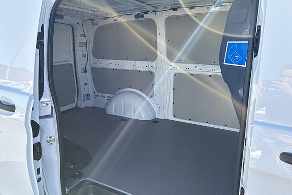 Mercedes-Benz Vito 110 17 of 17