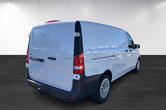 Mercedes-Benz Vito 110 3 of 17
