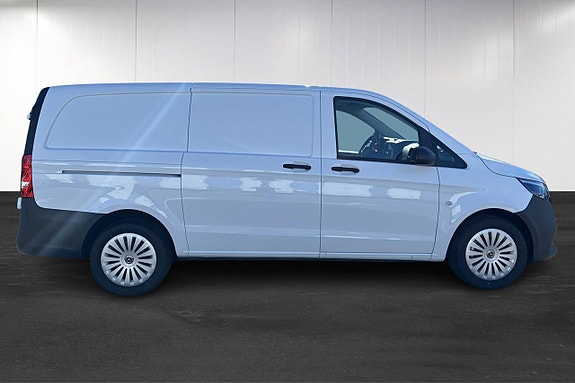 Mercedes-Benz Vito 110 8 of 17