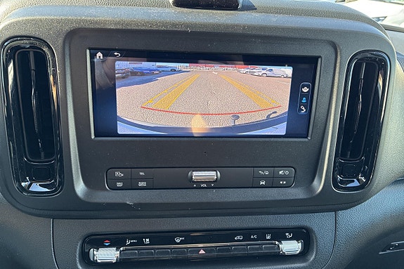 Mercedes-Benz Vito 110 15 of 17