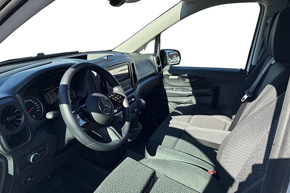 Mercedes-Benz Vito 110 10 of 17