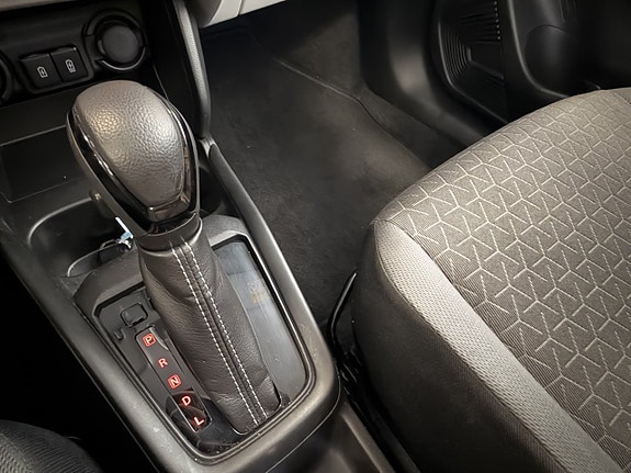Suzuki Swift 8 of 13