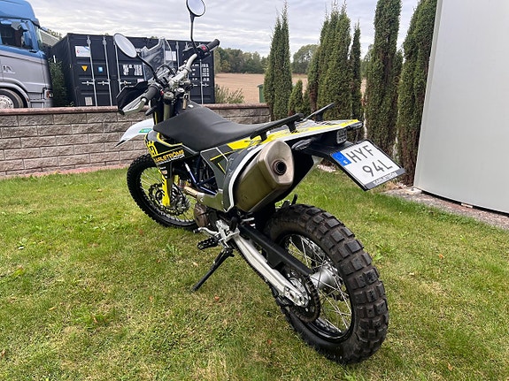 Husqvarna 701 Enduro LÅGA MIL 4 of 6