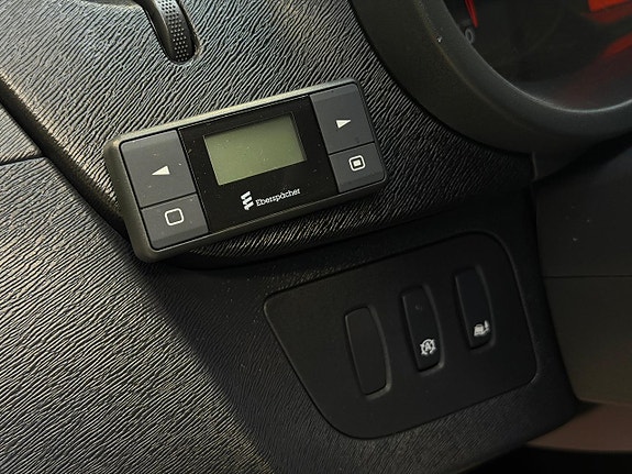 Renault Kangoo Express 12 of 18