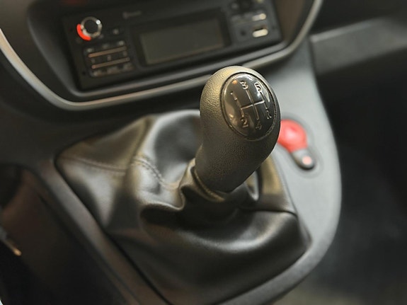 Renault Kangoo Express 9 of 18
