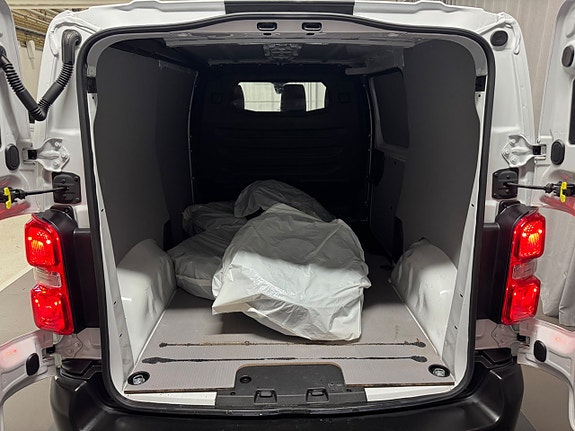 Opel Vivaro 4 of 10