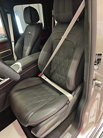Mercedes-Benz G63 11 of 29