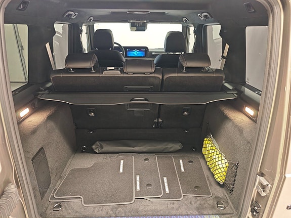 Mercedes-Benz G63 15 of 29