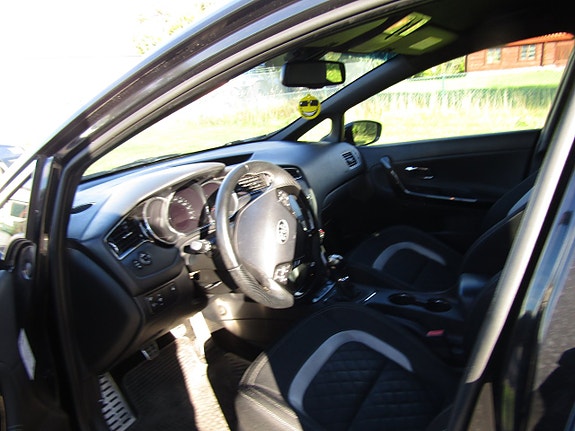 Kia Ceed 9 of 15