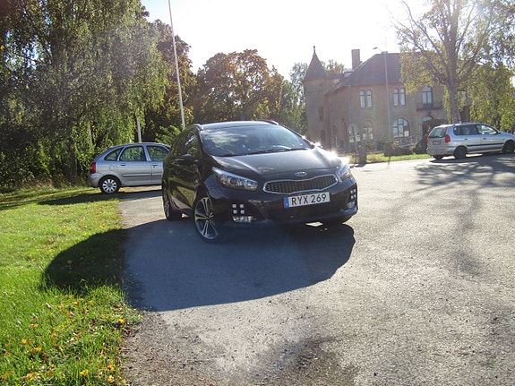 Kia Ceed 2 of 15