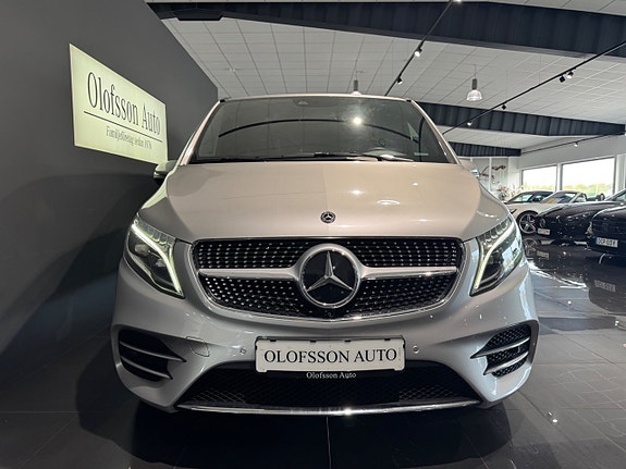 Mercedes-Benz V300 d 17 of 19