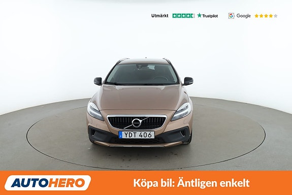 Volvo V40 Cross Country 9 of 30