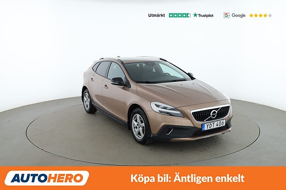 Volvo V40 Cross Country 8 of 30