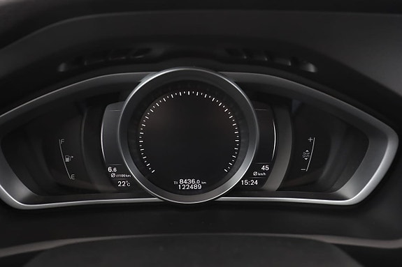 Volvo V40 Cross Country 20 of 30