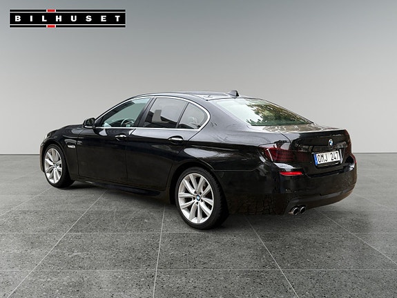 BMW 523i 4 of 17