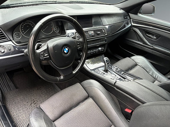 BMW 523i 5 of 17