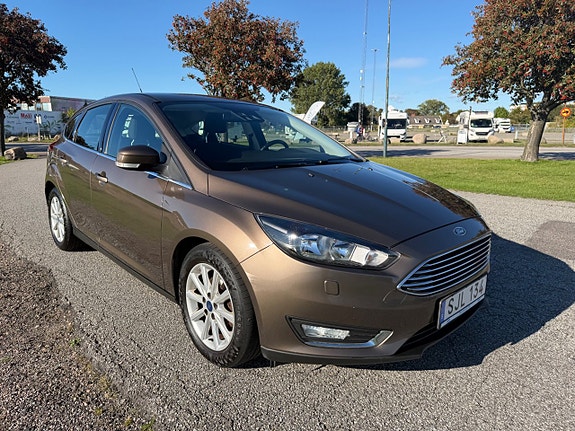 Ford Focus 6 of 15