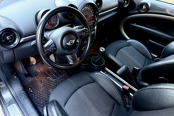 MINI Countryman Cooper 13 of 16
