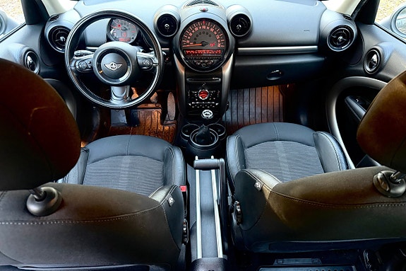 MINI Countryman Cooper 15 of 16