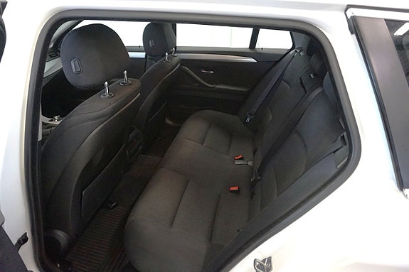 BMW 520d 13 of 24