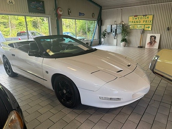 Ford Mustang 18 of 19