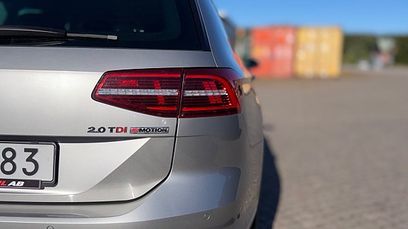 Volkswagen Passat 11 of 22