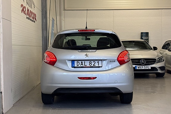 Peugeot 208 6 of 21