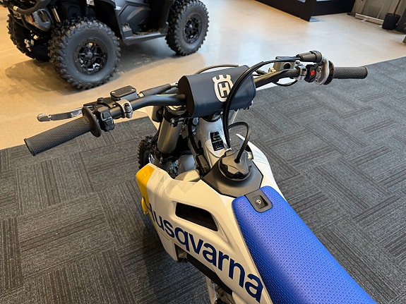 Husqvarna FC 350 8 of 9