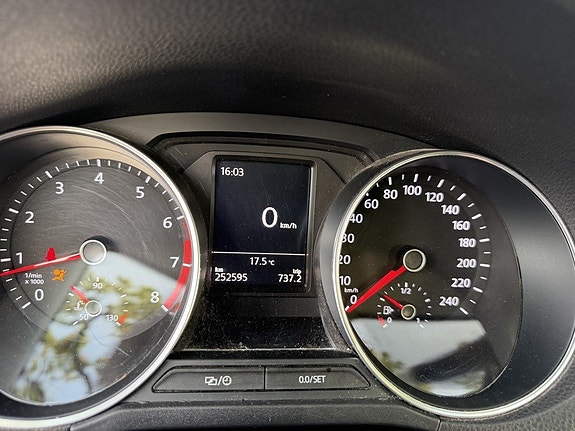 Volkswagen Polo 19 of 21
