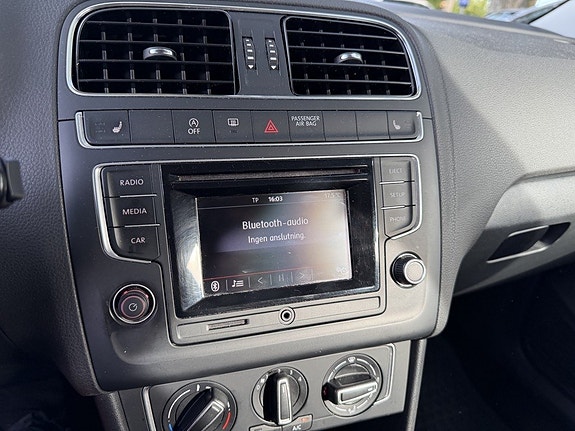 Volkswagen Polo 20 of 21