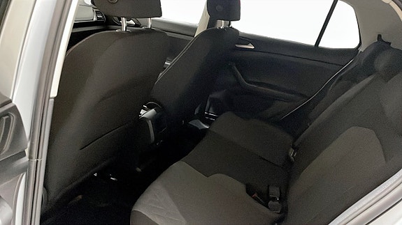Volkswagen T-Cross 11 of 12