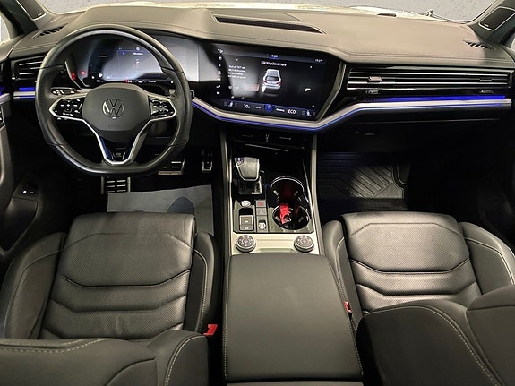 Volkswagen Touareg 11 of 12