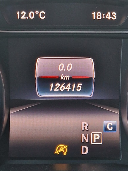 Mercedes-Benz CLA220 d 14 of 17