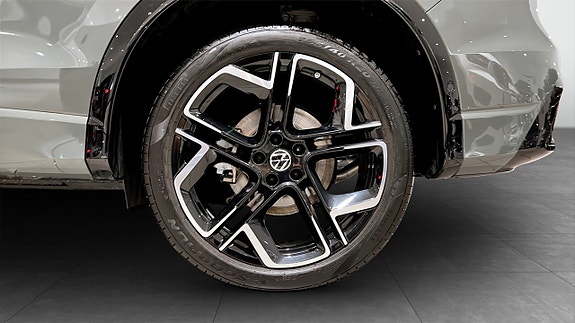 Volkswagen Tiguan 6 of 24