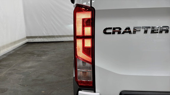 Volkswagen Crafter 18 of 18