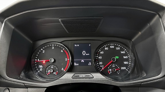 Volkswagen Crafter 13 of 18