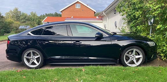 Audi A5 2 of 14