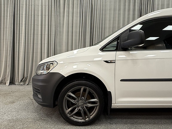 Volkswagen Caddy 4 of 11